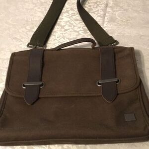 Knomo  London Briefcase
Messenger bag